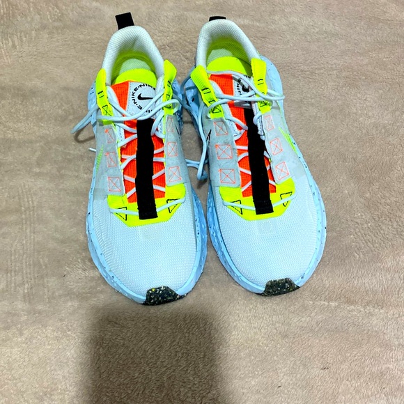 Nike Shoes - Womens nike